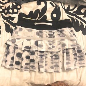 Lululemon Skirt Size 2
